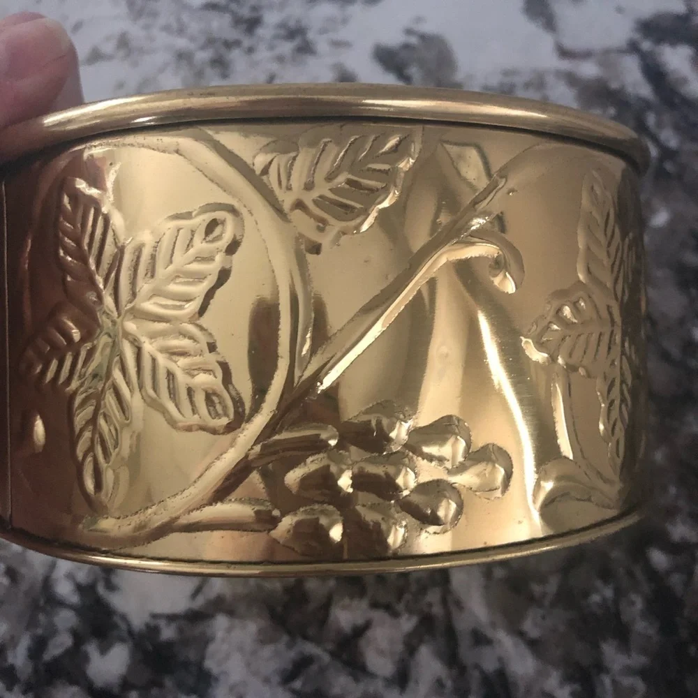 Hosley Laquered Brass Planter 6 1/2” x 3” Embossed Leaf & Vine Design - India